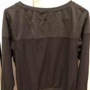 Lululemon the lab pullover size 4